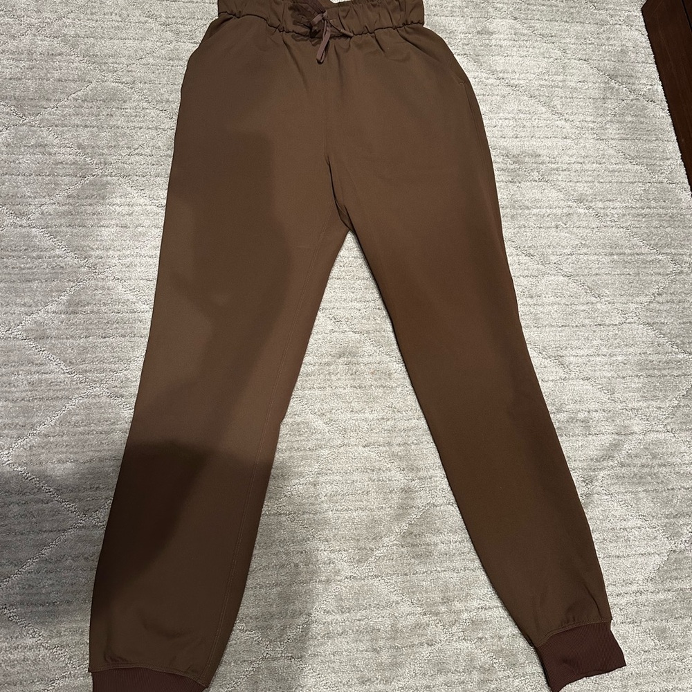 Lululemon Women's Java Jogger Pants - image 2